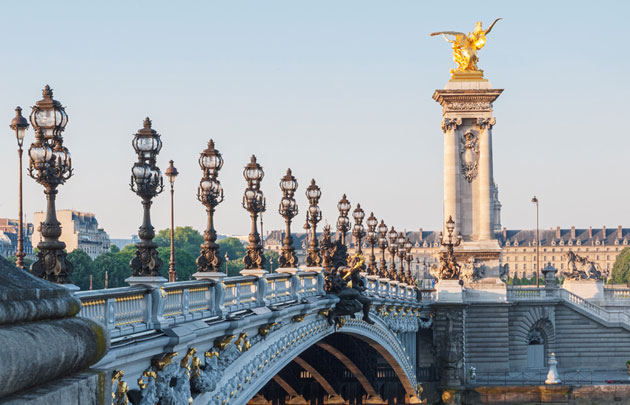 Car Tour Paris | Enjoy Paris landmarks in 4 hours with Private Driver Paris